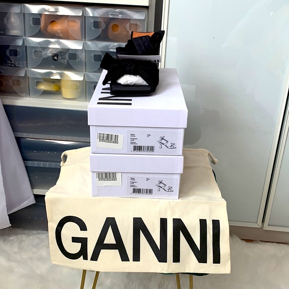 GANNI Black Soft Bow Heeled Sandals - Picture 5 of 7